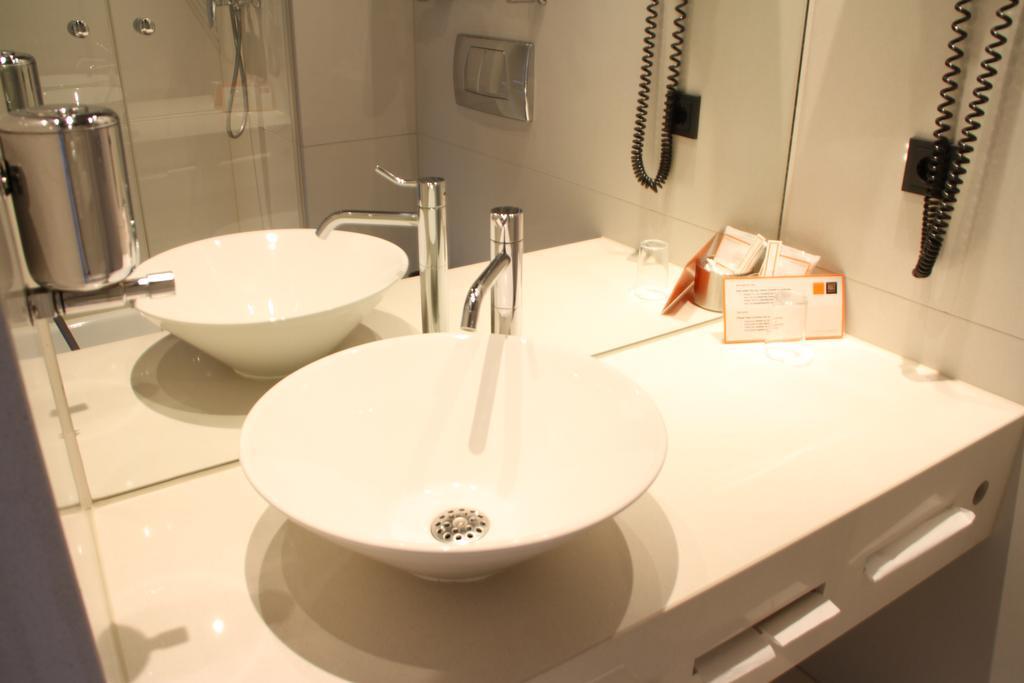 Kult Hotel Ingolstadt Zimmer foto